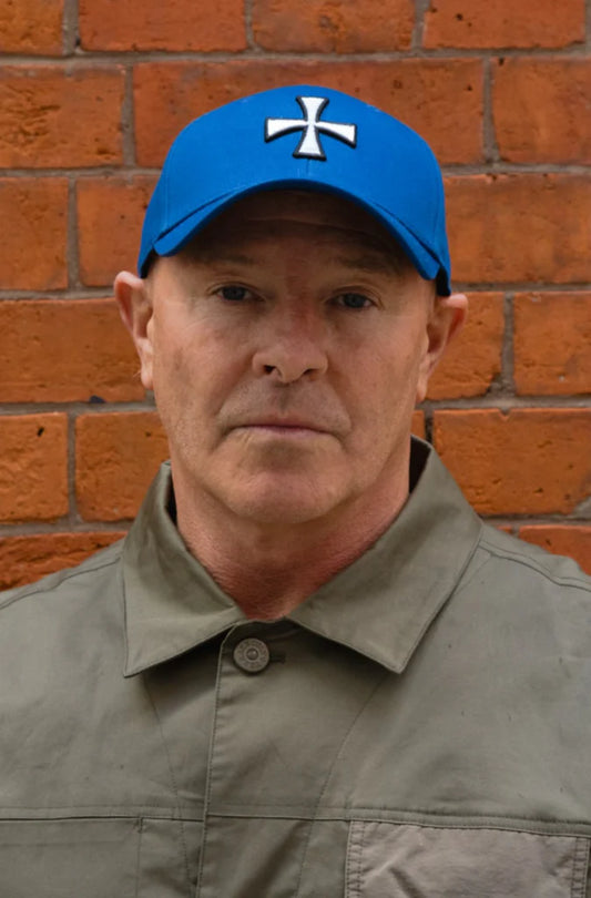 Шапка с Козирка Cult :: Кралско Синьо/Бяло